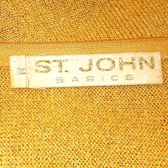 St. John Basics Gold Lurex Sparkly Short Sleeved Sweater - Picture 12 of 12